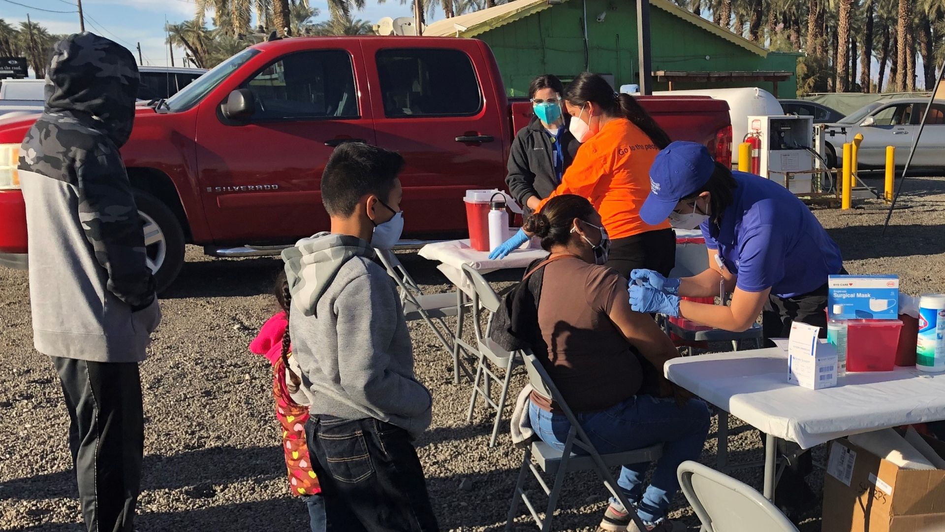 As part of their Street Medicine Program efforts, CSUSB Palm Desert Campus nursing faculty and students administered 54 flu vaccines and assisted with the distribution of hundreds of gift bags to Eastern Coachella Valley families at a special Christmas Flu Vaccination Clinic held on Dec. 13 in Thermal.