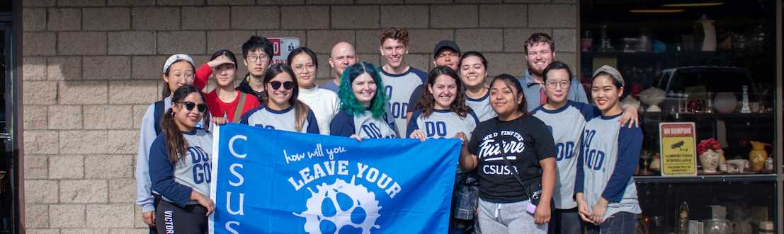 Students Volunteering