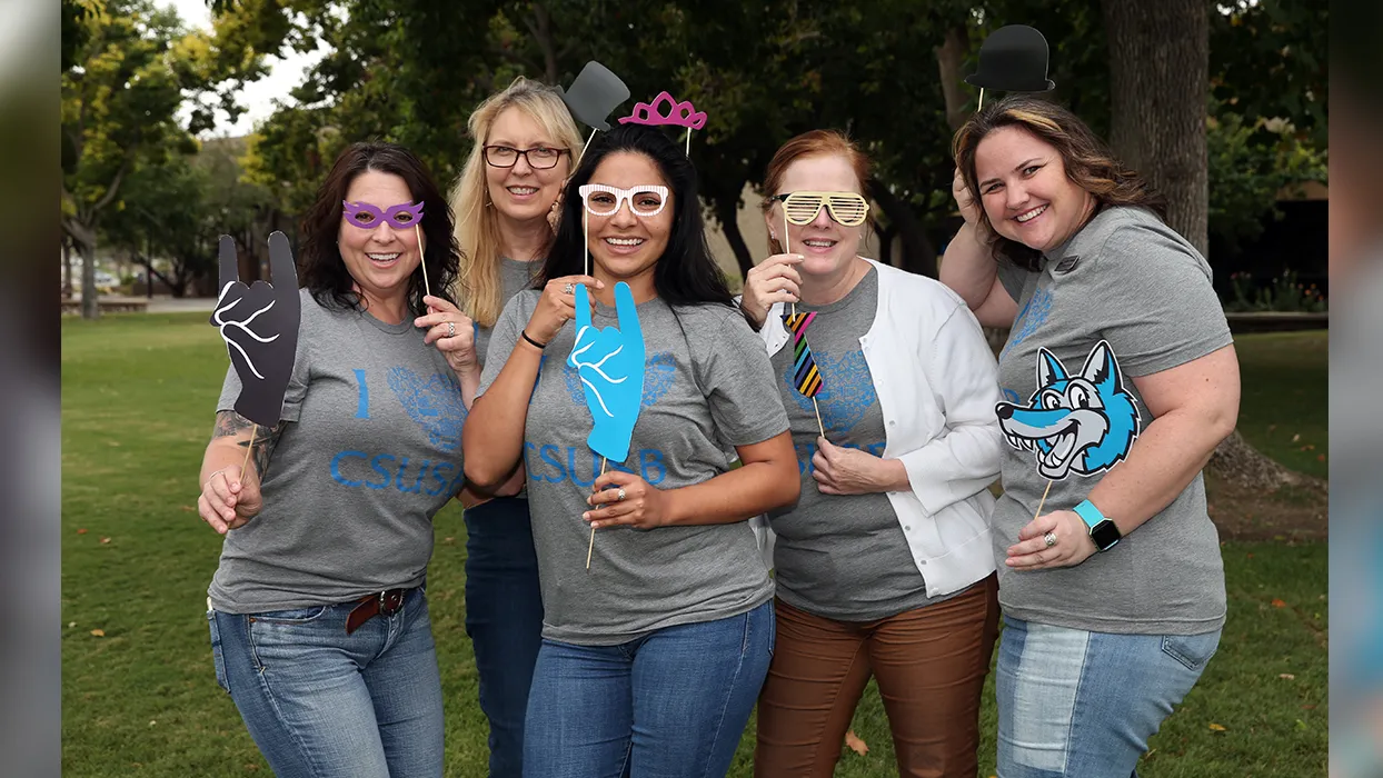 CSUSB faculty and staff from the 2017 Employee Appreciation Picnic. 