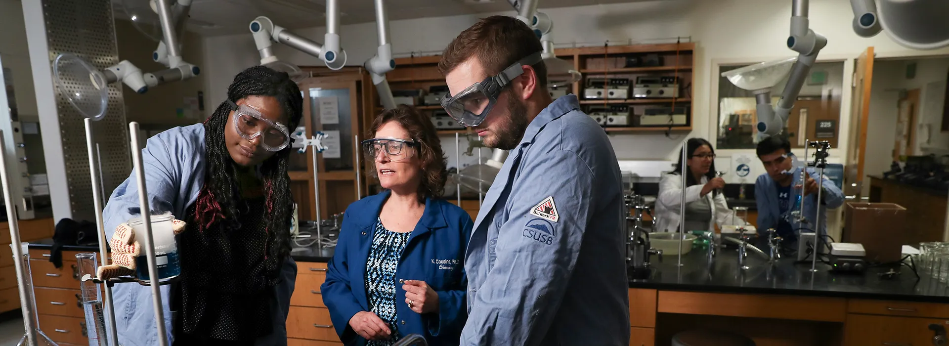 Edison International awards news slide