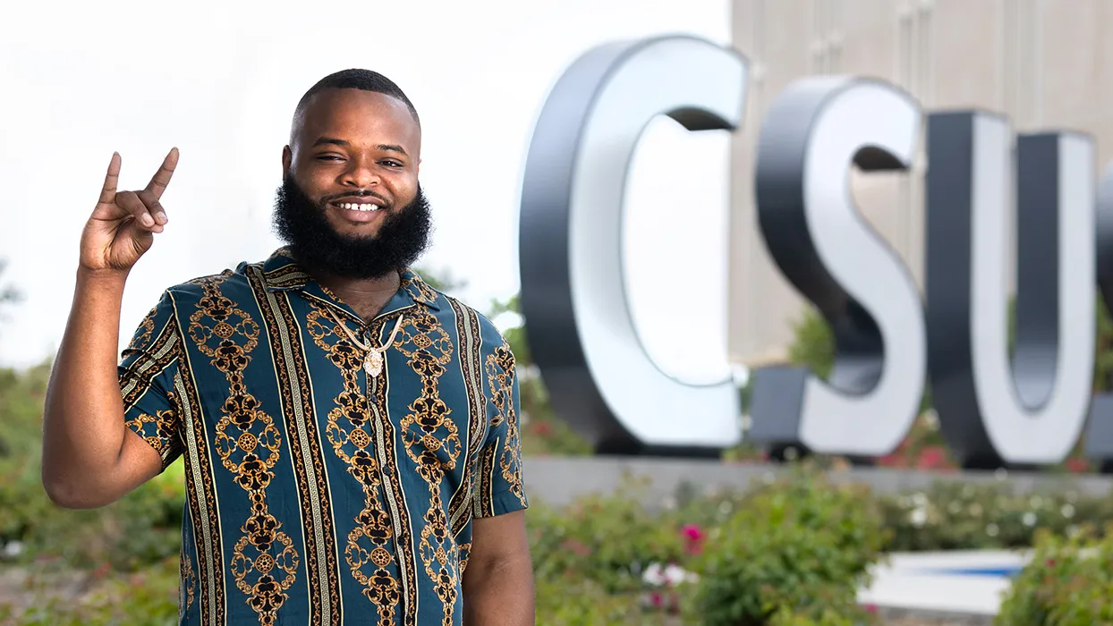 Jalonis Taylor, theatre arts student