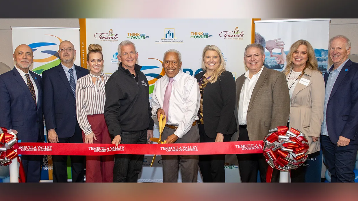 Dignitaries at the ribbon-cutting ceremony for the CSUSB Entrepreneurial Resource Center in Temecula.