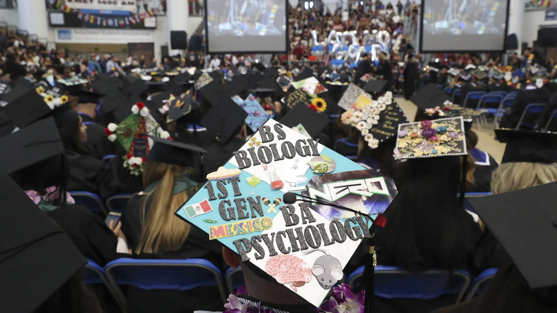 A student’s mortarboard at a LatinX Graduation Recognition Ceremony at Coussoulis Arena.