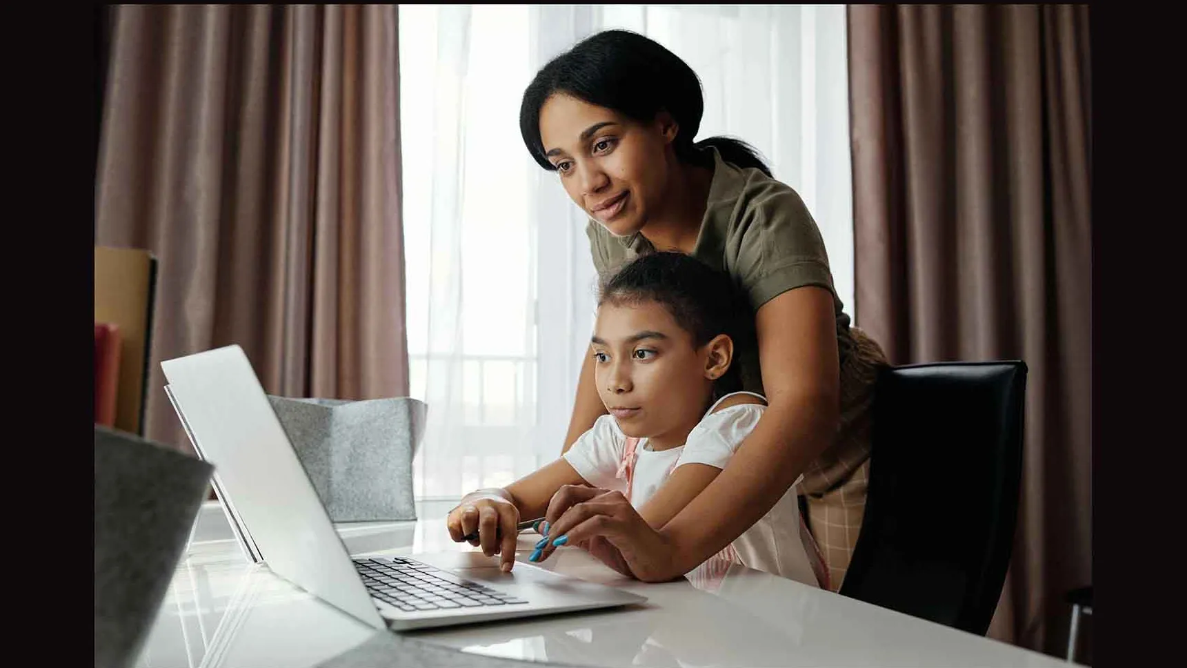 “Equipping K-12 Parents to Support their Children in the Distance Learning Environment” will be held Oct. 10 for parents with elementary school-age students and Oct. 24 parents with junior high-high school-age students.