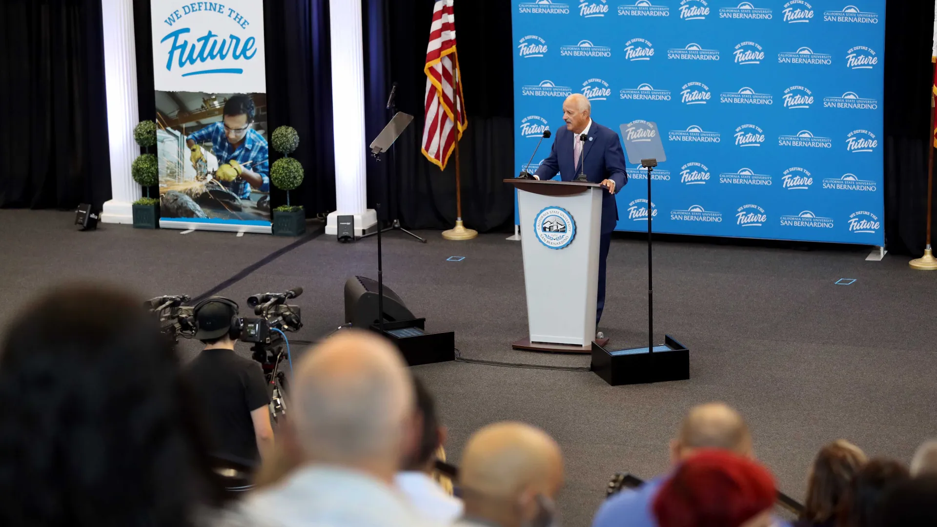 University President Tomás D. Morales opens school year with annual Convocation speech at Coussoulis Arena.
