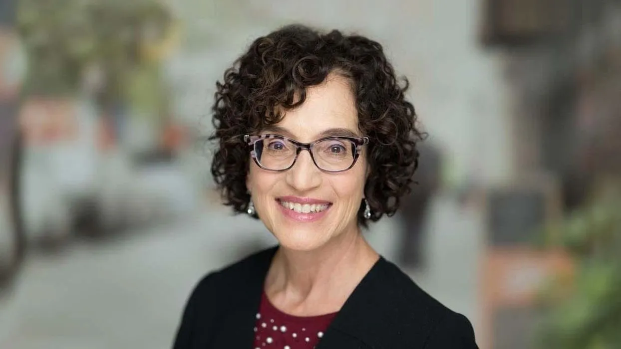 Jane Eisner
