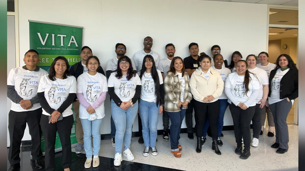 Student volunteers in the CSUSB Volunteer Income Tax Assistance program