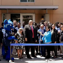 The Den2Den program officially launched on Move-in Day at CSUSB, marked with a formal ribbon-cutting ceremony on Aug. 21 attended by officials from CSUSB, San Bernardino Valley College and the new student residents.