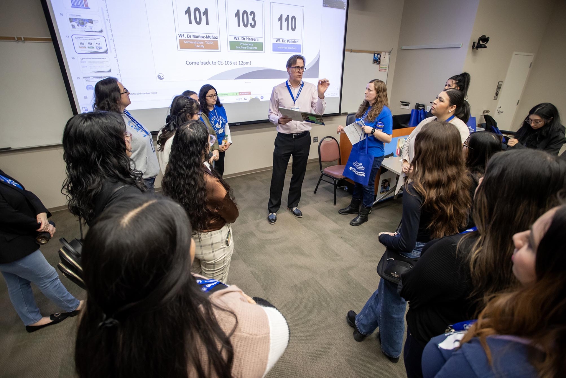 Jordi Solsona-Puig (center) at the Dual Immersion Symposium in March 2024.