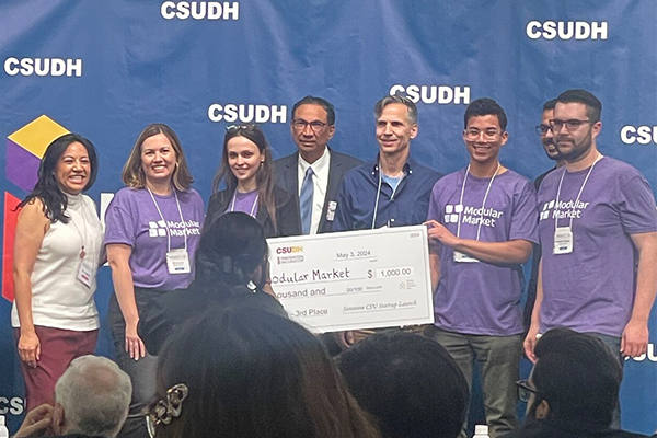 Modular Market, a student team from CSUSB’s School of Entrepreneurship, earned third place in the Startup Showcase for Business Model at the CSU Sunstone Startup Competition.