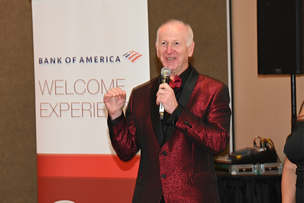 Mike Stull, entrepreneurship professor and director of the Randall W. Lewis Center for Entrepreneurship, served as emcee of the event alongside Stacey Allis, assistant director of the center. 