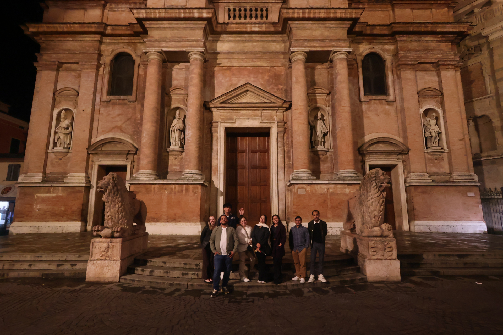 CSUSB Palm Desert Campus hospitality management students in Italy