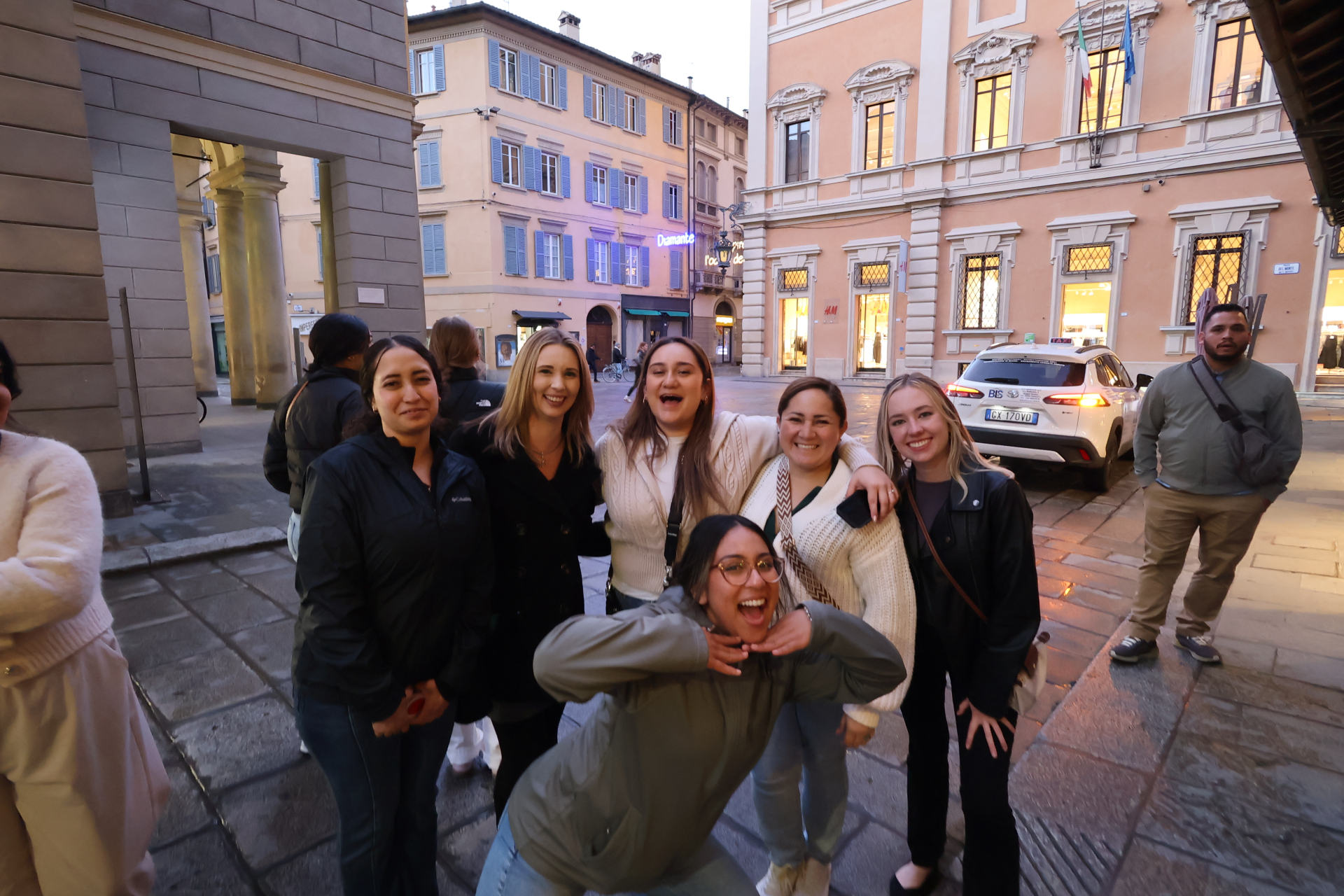 CSUSB Palm Desert Campus hospitality management students in Italy