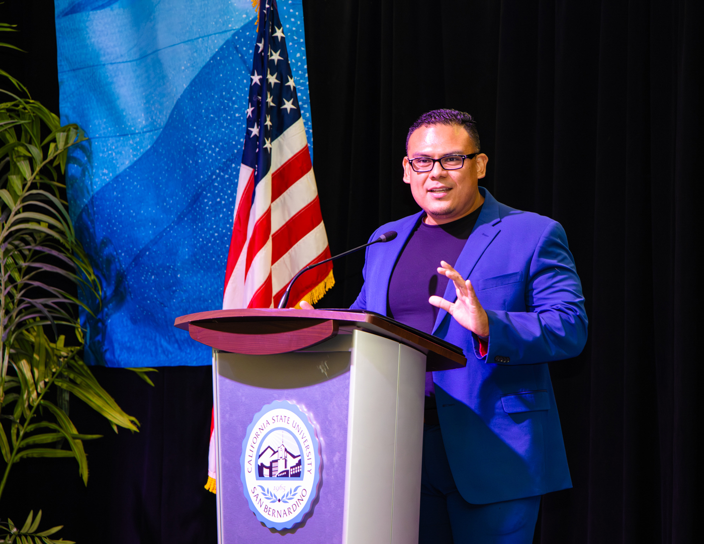 Jose Navarrete Cruz, JHBC lecturer and Inland Empire entrepreneur, served as the event’s master of ceremonies. 